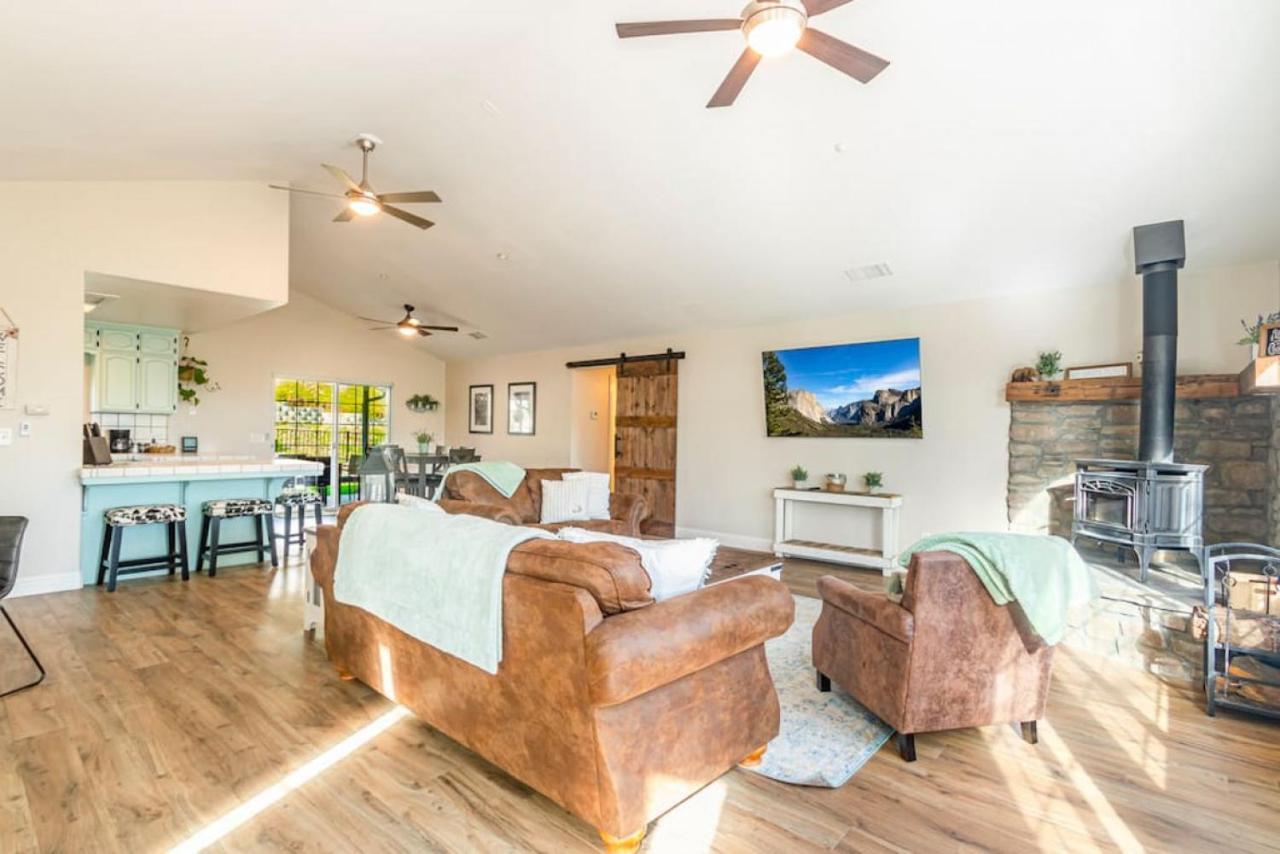 Mystic Mountain Villa, 14 Miles From Yosemite Oakhurst Kültér fotó