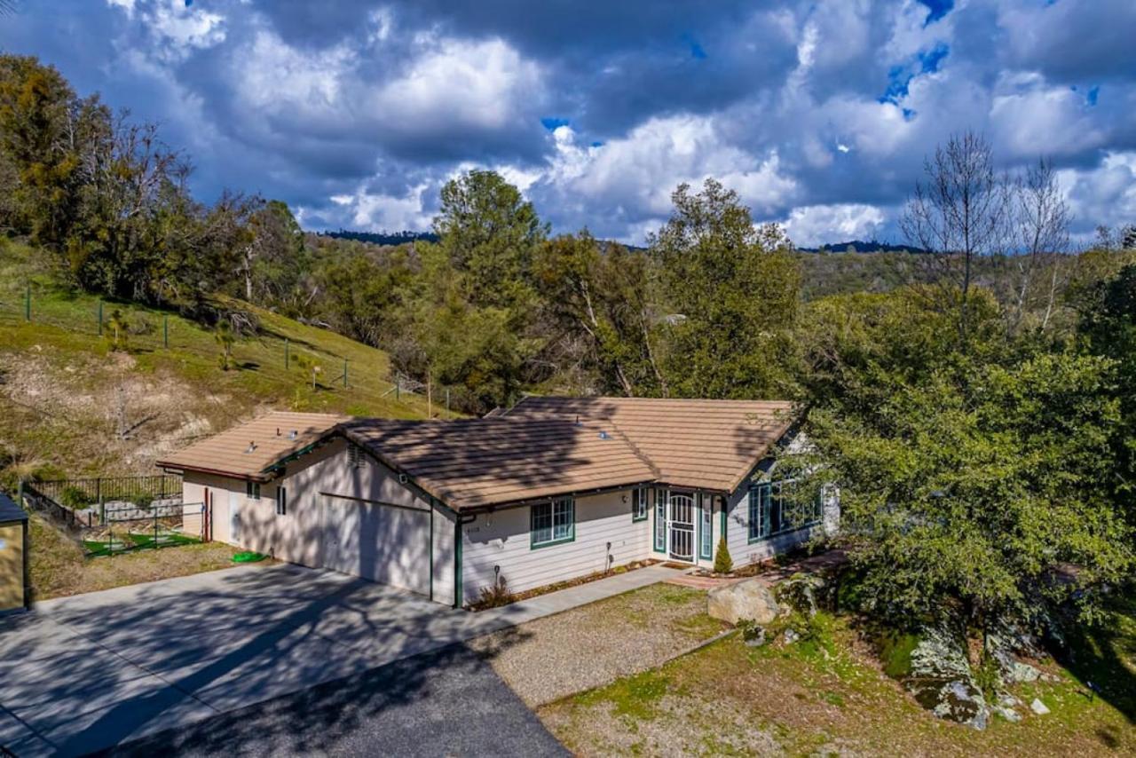 Mystic Mountain Villa, 14 Miles From Yosemite Oakhurst Kültér fotó